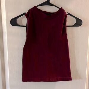 Maroon crop tank top